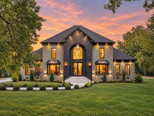 5308 General Forrest Ct , Nashville, TN 37215