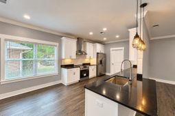 112 Lorick Circle  photo 4