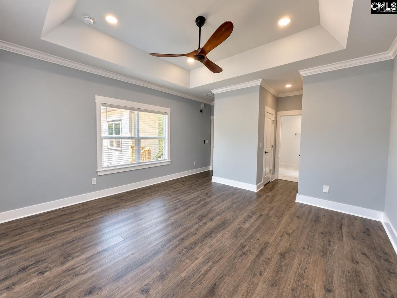 112 Lorick Circle  Photo 8