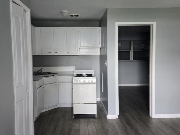 2850 SW 1st Street, Unit 4, Fort Lauderdale, FL 33312