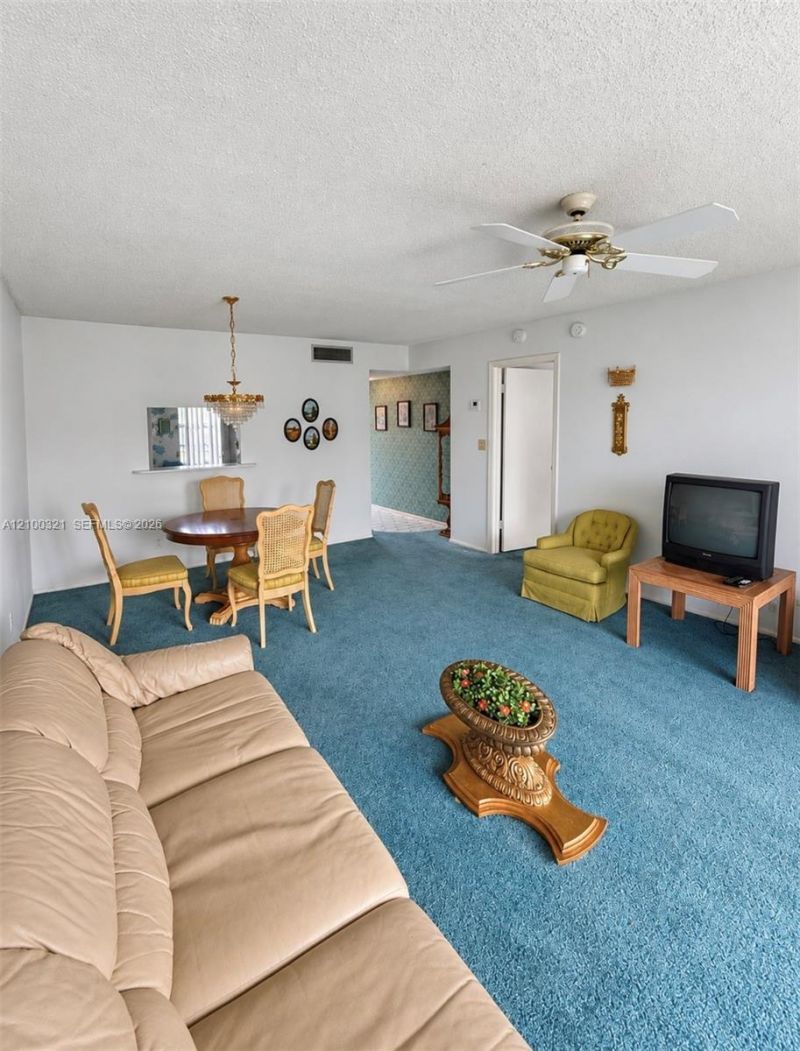 4000 NW 44th Ave , Unit 113, Lauderdale Lakes, FL 33319 Photo