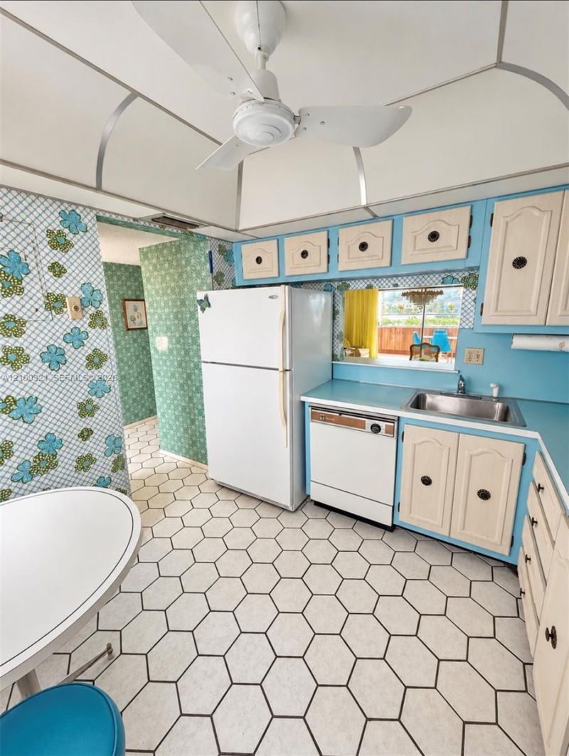4000 NW 44th Ave , Unit 113, Lauderdale Lakes, FL 33319 Photo