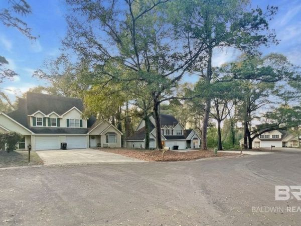 7 Twin Echo Court, Unit A, Fairhope, AL 36532