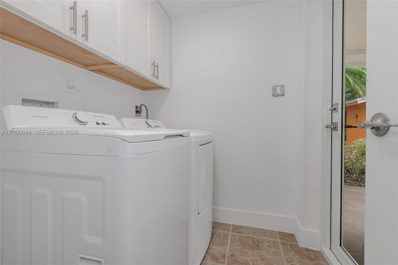 1025 SW 11th St, Unit 1025, Miami, FL 33129 Photo