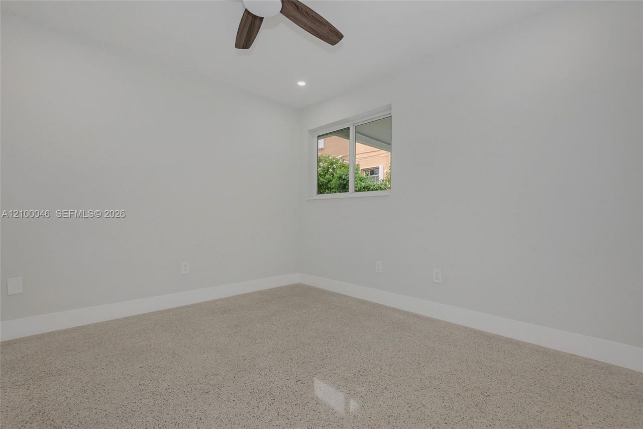 1025 SW 11th St, Unit 1025, Miami, FL 33129 Photo