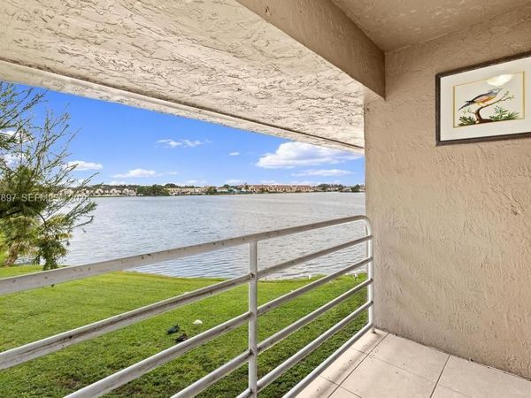 5953 W 28th Ave , Unit 24, Hialeah, FL 33016