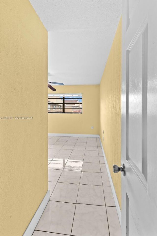 5953 W 28th Ave , Unit 24, Hialeah, FL 33016 Photo