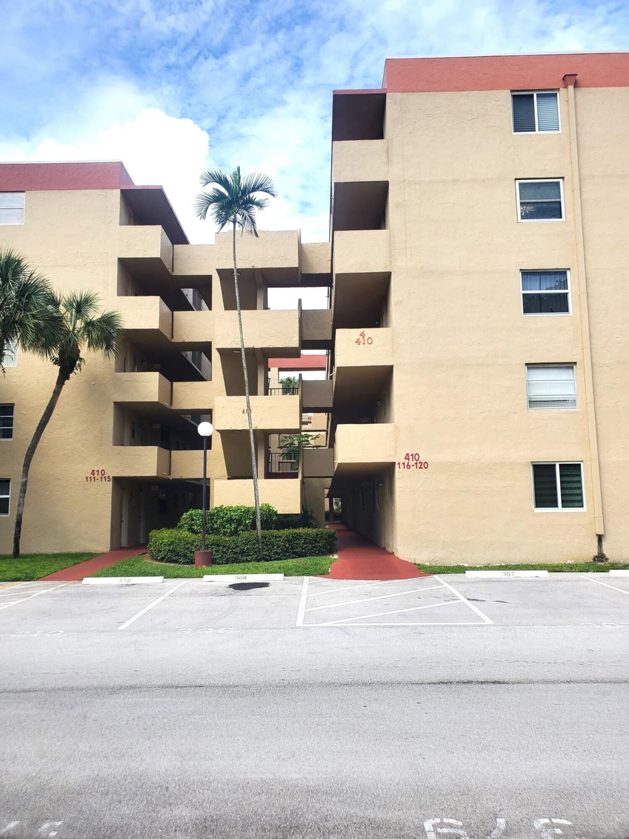 410 NW 68th Avenue, Unit 119, Plantation, FL 33317 Photo