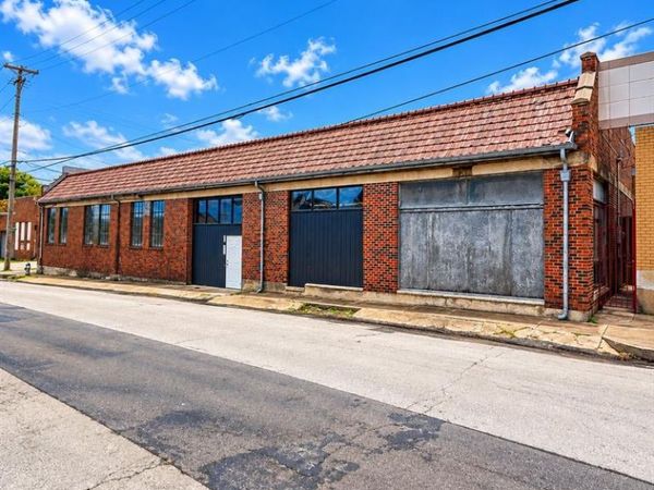 2402 Stuart Street, Greenville, TX 75401