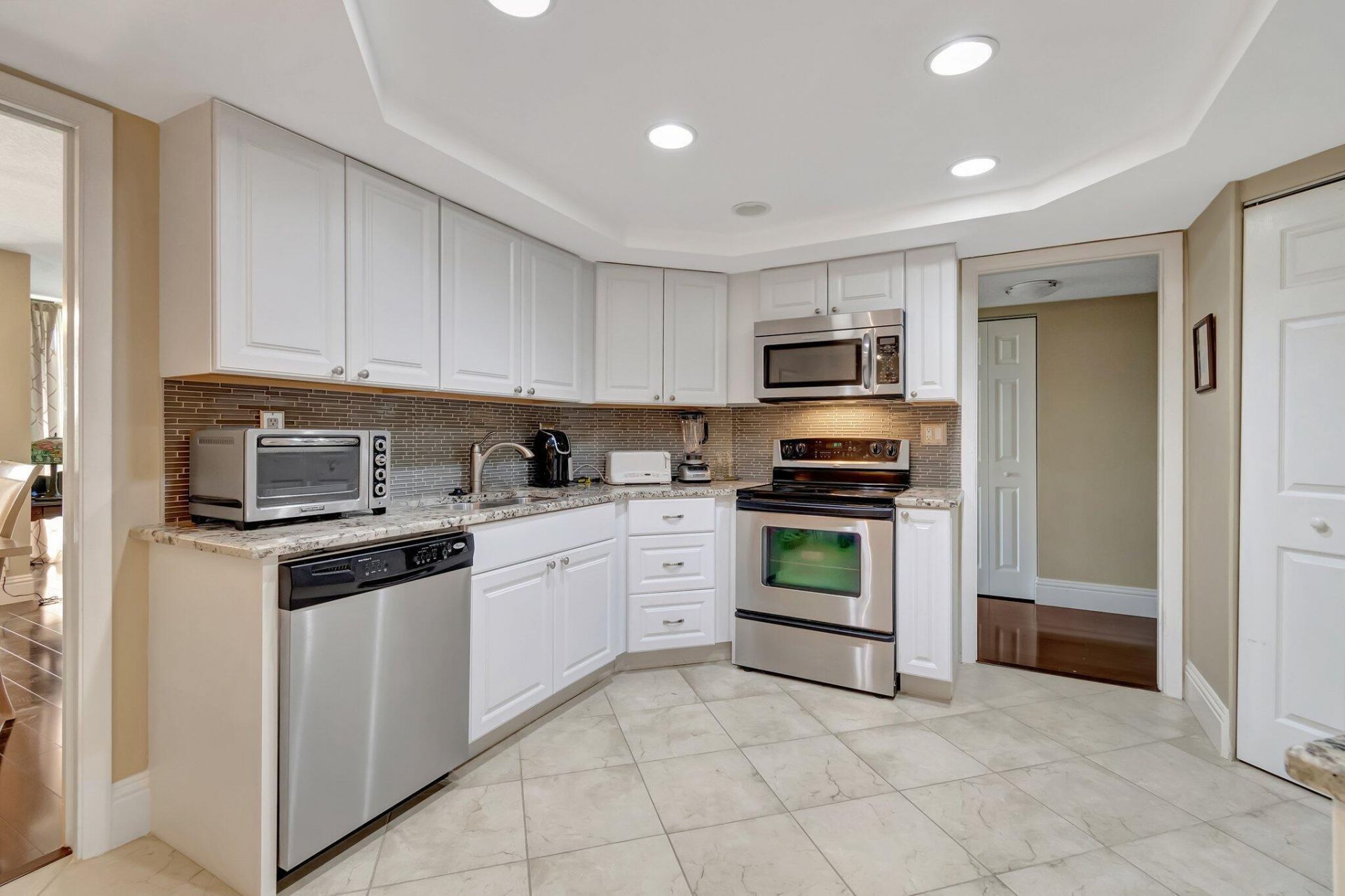 6372 La Costa Drive, Unit 504, Boca Raton, FL 33433 Photo