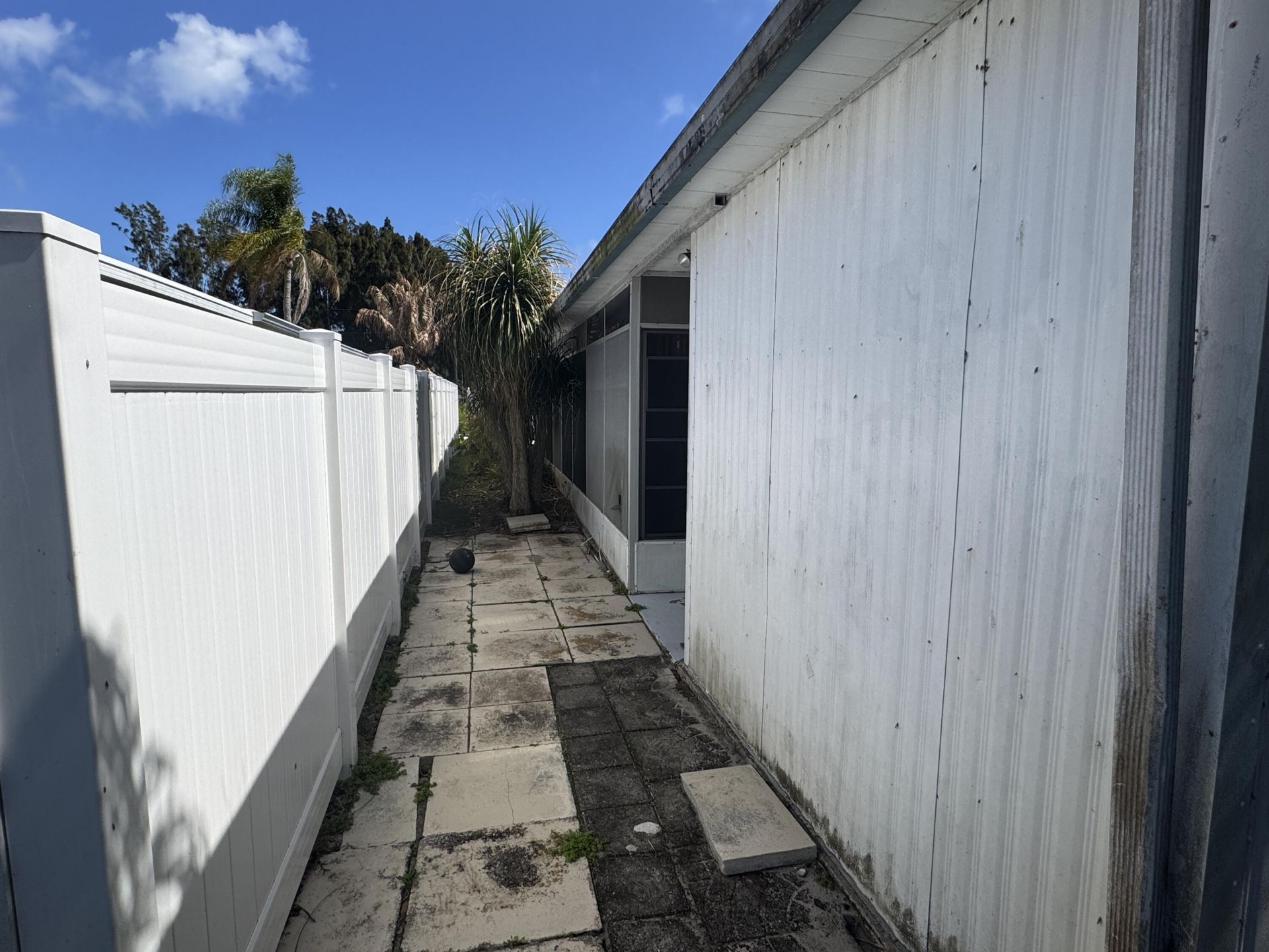 8072 SE Skylark Avenue, Hobe Sound, FL 33455 Photo