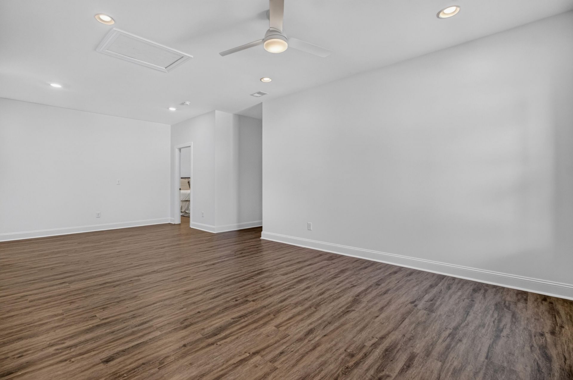 2805 Wagner Way Photo 32