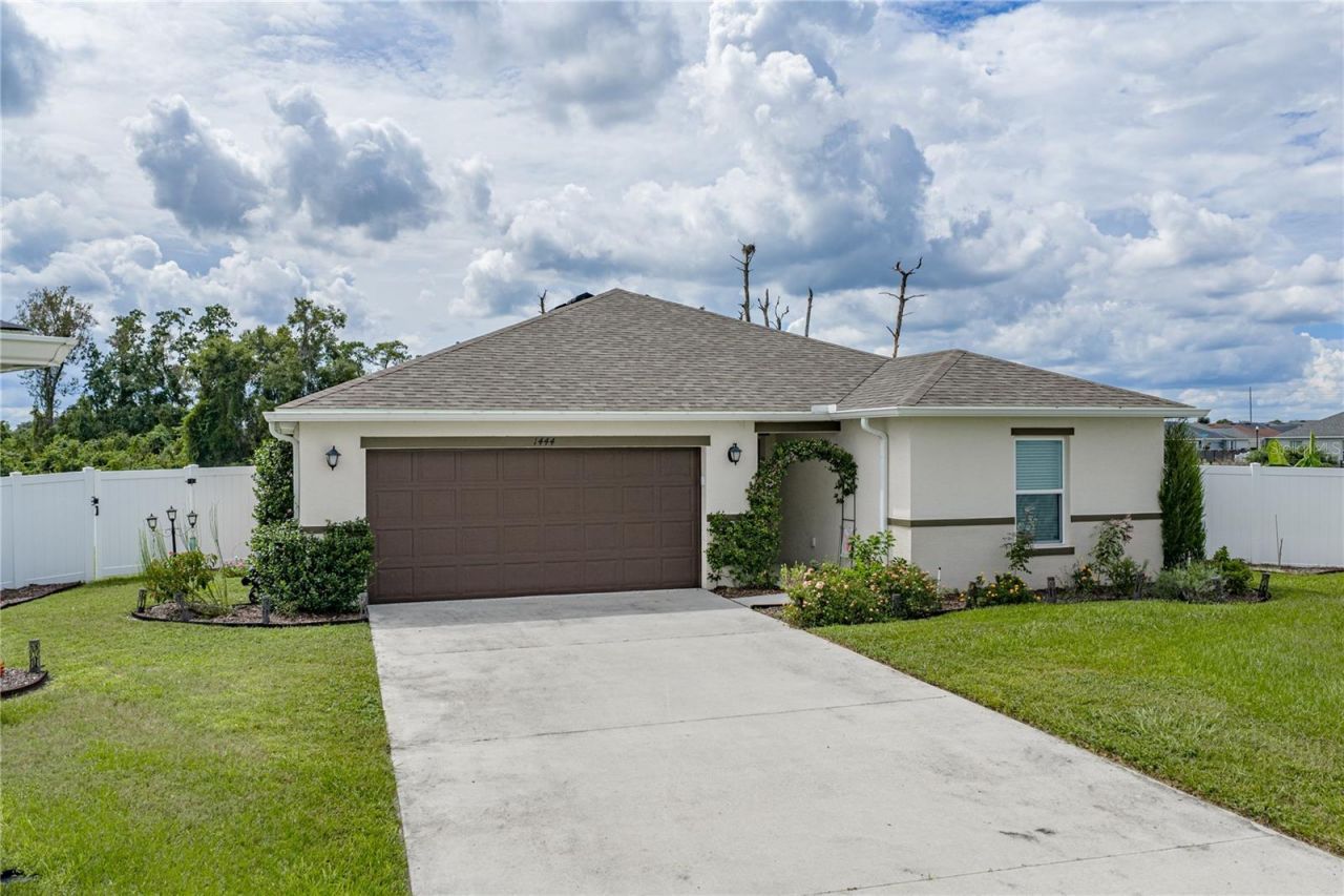 1444 Mattie Pointe Lane, Auburndale, FL 33823 Photo