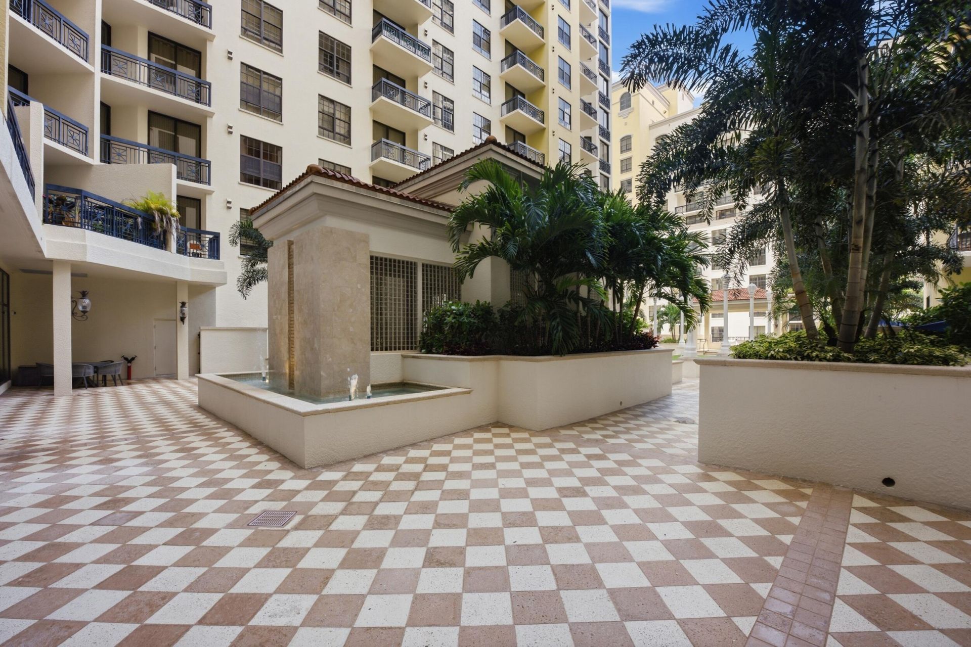 701 S Olive Avenue, Unit 216, West Palm Beach, FL 33401 Photo