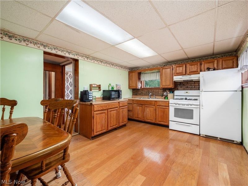 46601 Valley Road, Caldwell, OH 43724 Photo 10