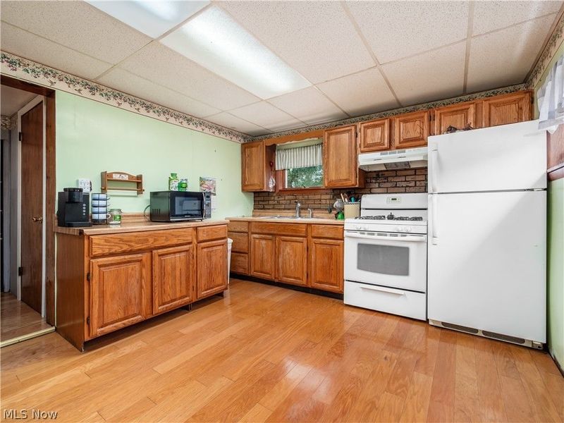 46601 Valley Road, Caldwell, OH 43724 Photo 12