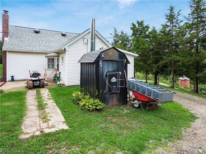 46601 Valley Road, Caldwell, OH 43724 Photo 4