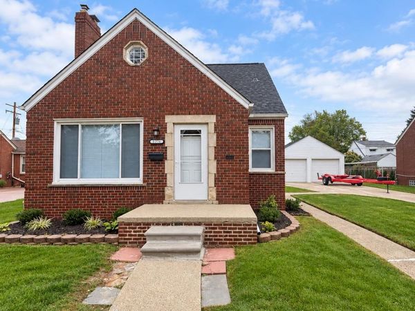 5276 Palmer Street, Dearborn, Mi 48126