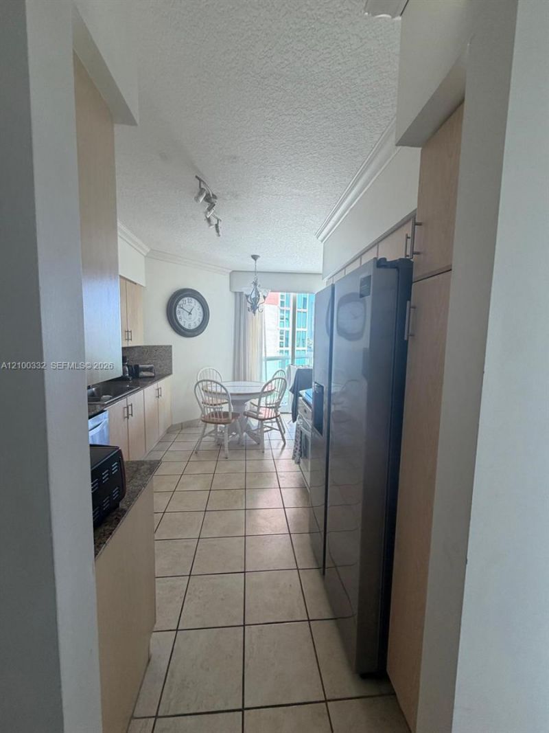 3370 Hidden Bay Dr, Unit 612, Aventura, FL 33180 Photo