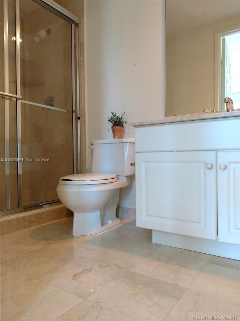 3370 Hidden Bay Dr, Unit 612, Aventura, FL 33180 Photo
