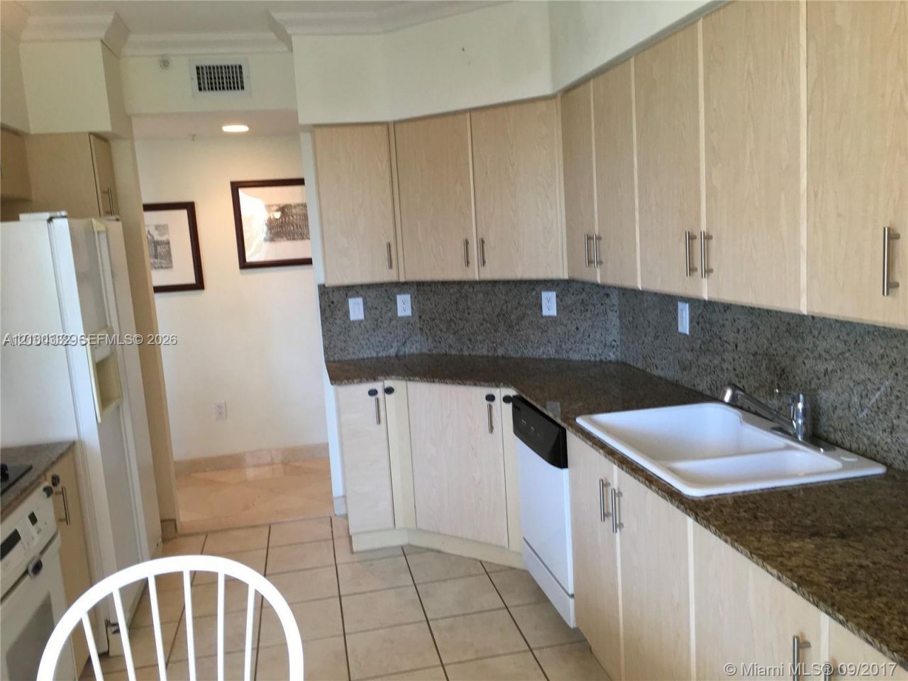 3370 Hidden Bay Dr, Unit 612, Aventura, FL 33180 Photo