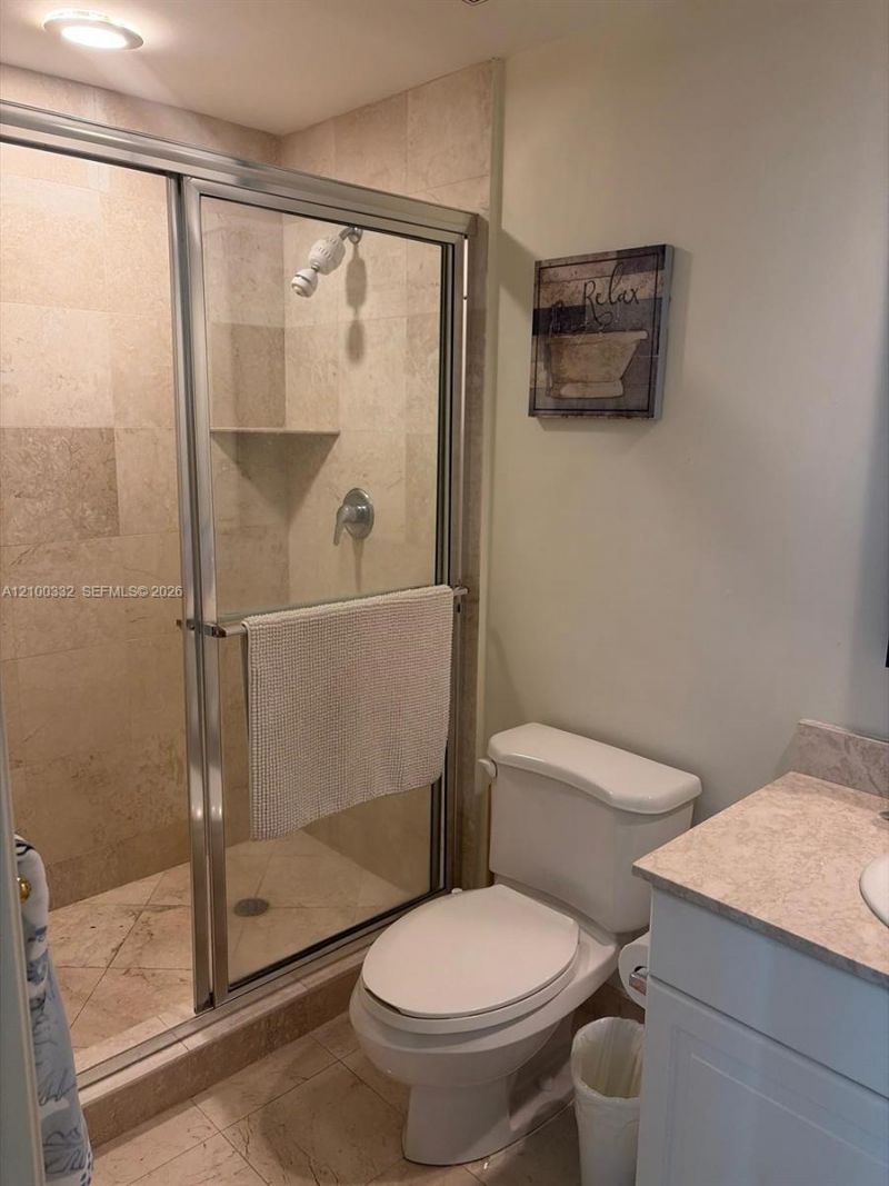 3370 Hidden Bay Dr, Unit 612, Aventura, FL 33180 Photo