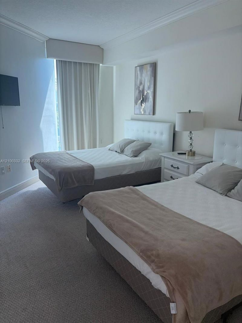 3370 Hidden Bay Dr, Unit 612, Aventura, FL 33180 Photo