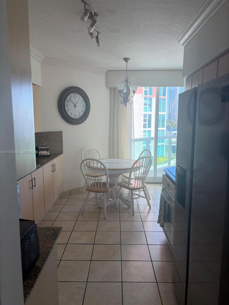 3370 Hidden Bay Dr, Unit 612, Aventura, FL 33180 Photo