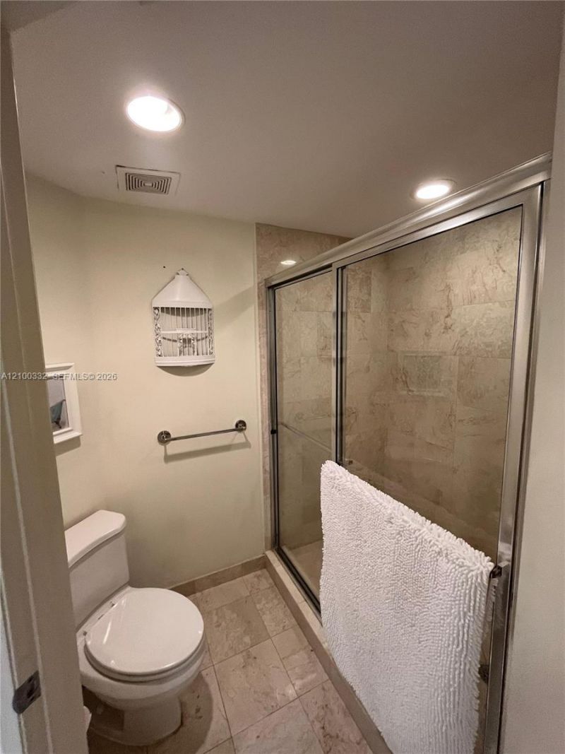 3370 Hidden Bay Dr, Unit 612, Aventura, FL 33180 Photo