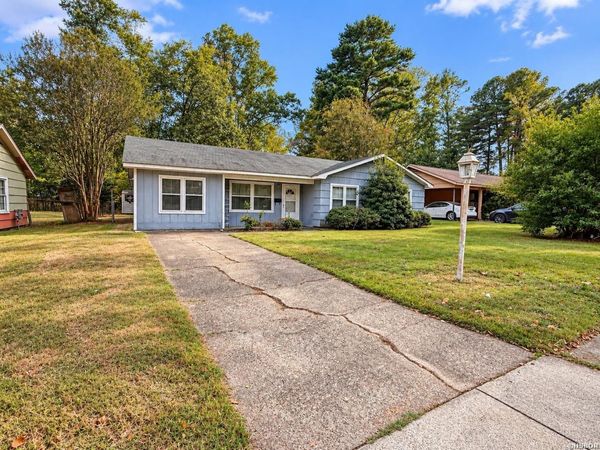 1529 CENTER Street, Arkadelphia, AR 71923