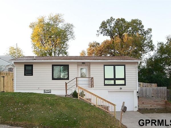 711 5th Avenue, Plattsmouth, NE 68048