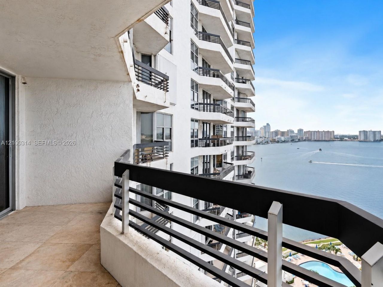 19195 NE 36 Ct Mystic Pointe Dr, Unit 1704, Aventura, FL 33180 Photo