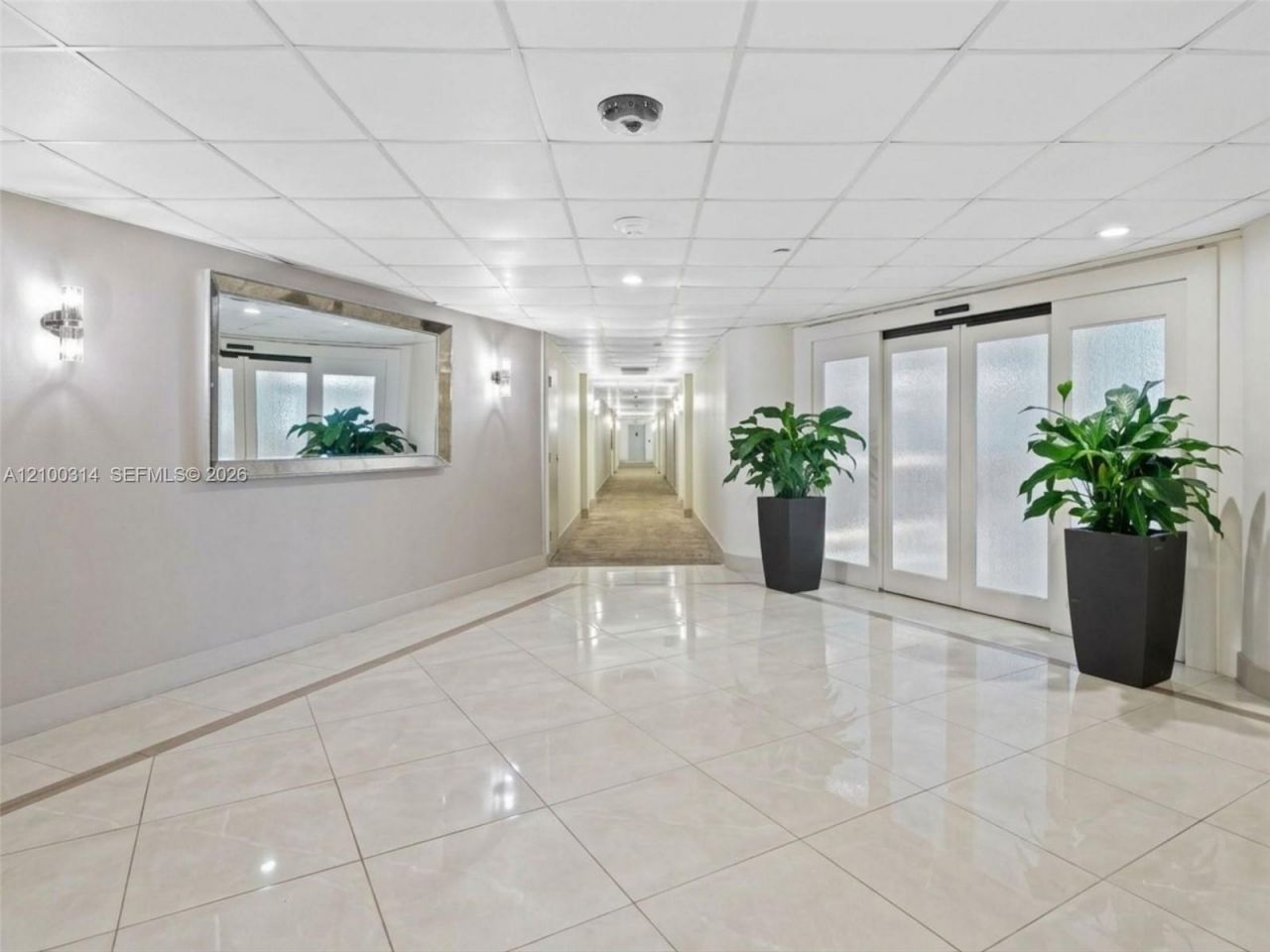19195 NE 36 Ct Mystic Pointe Dr, Unit 1704, Aventura, FL 33180 Photo