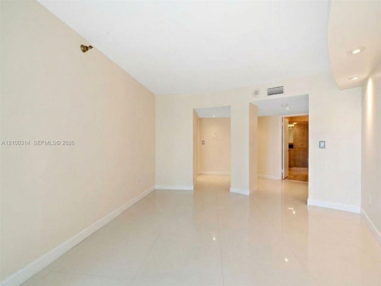 19195 NE 36 Ct Mystic Pointe Dr, Unit 1704, Aventura, FL 33180 Photo