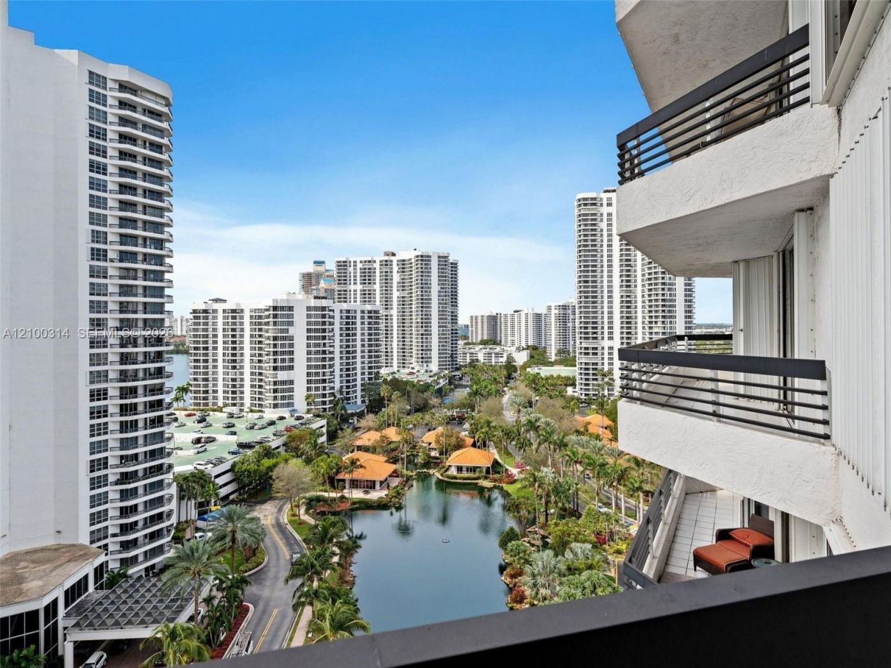 19195 NE 36 Ct Mystic Pointe Dr, Unit 1704, Aventura, FL 33180 Photo