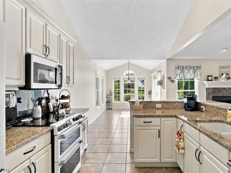 5501 Marshview Lane, Mentor, OH 44060 Photo 13