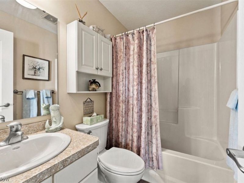 5501 Marshview Lane, Mentor, OH 44060 Photo 6