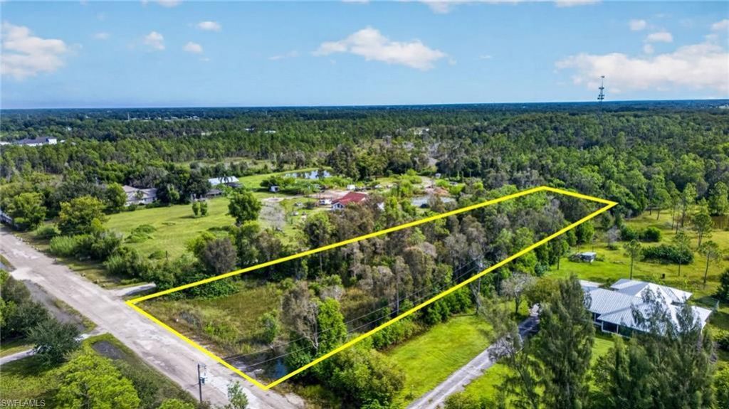 12391 Shawnee Rd, Fort Myers, FL 33913 Photo
