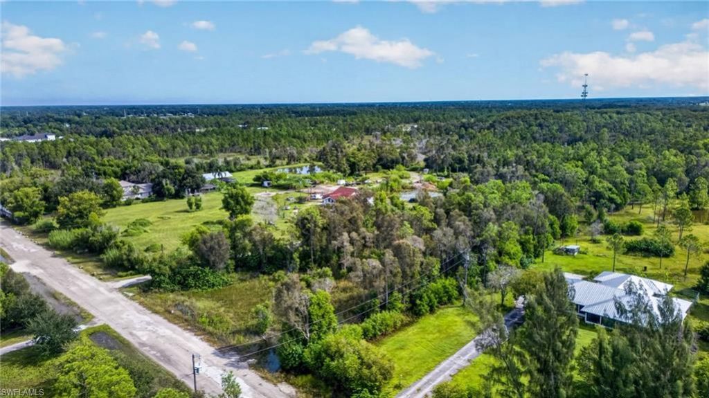 12391 Shawnee Rd, Fort Myers, FL 33913 Photo