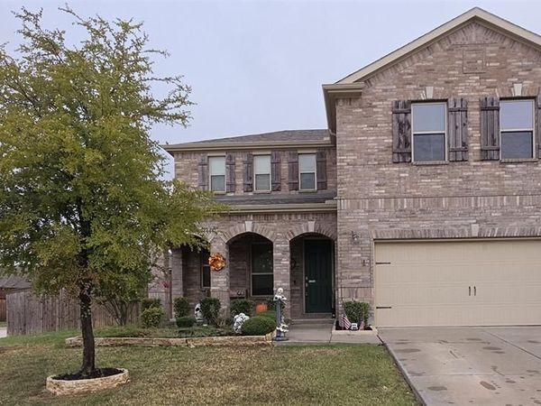 2736 Ryder Lane , Aubrey, TX 76227