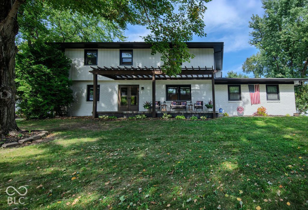 9277 N Temple Avenue, Indianapolis, IN 46240 Main Photo