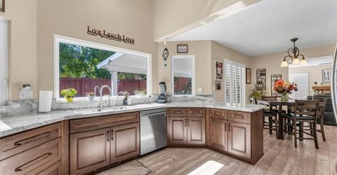 1880 Tess Way , Reno, NV 89511 Photo