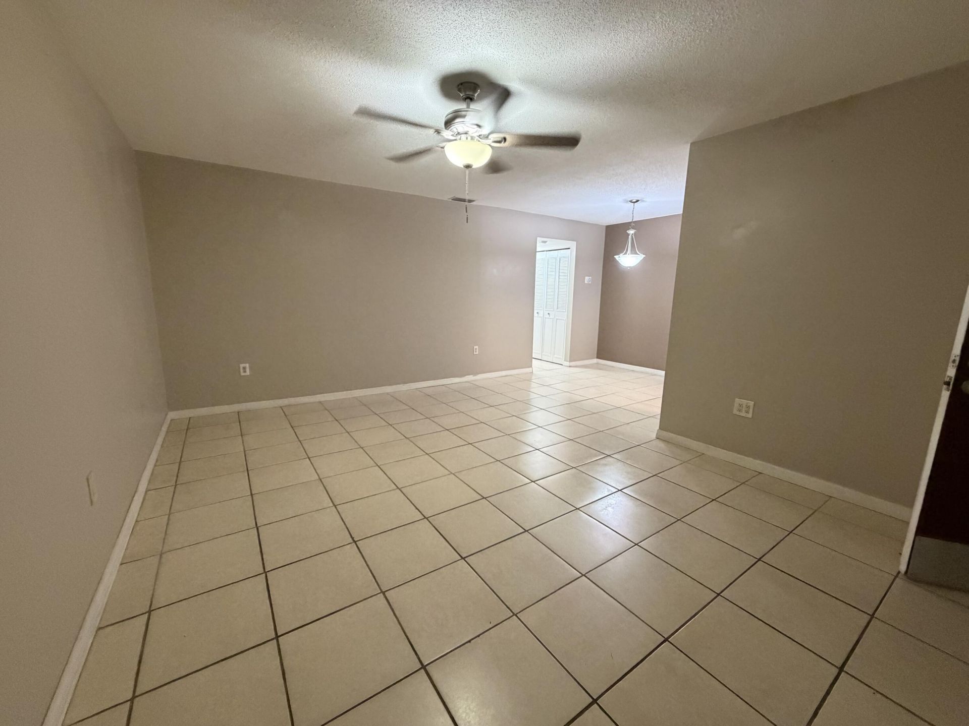 2302 Sunrise Boulevard, Unit 2-210, Fort Pierce, FL 34982 Photo