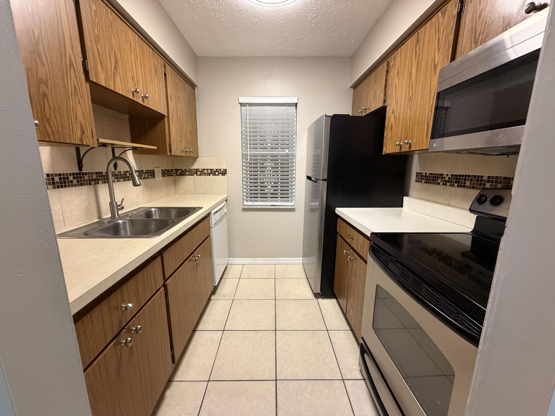2302 Sunrise Boulevard, Unit 2-210, Fort Pierce, FL 34982 Photo