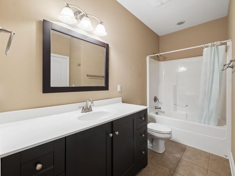 1112 Little Bear Place , Lewis Center, OH 43035 Photo 23