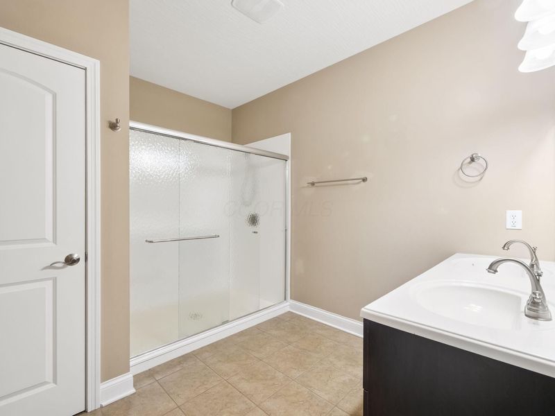 1112 Little Bear Place , Lewis Center, OH 43035 Photo 30