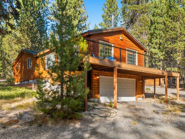 19152 Clear Springs Way, Crescent Lake, OR 97733