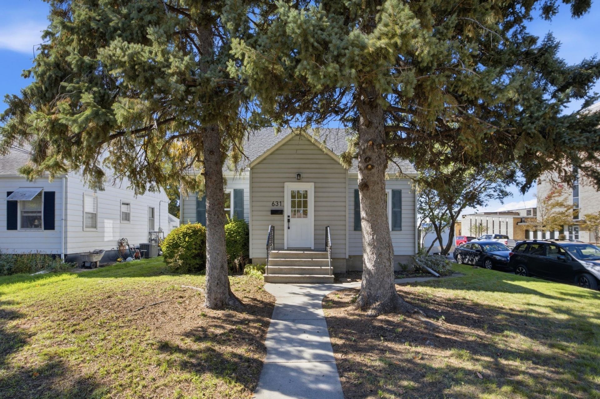 631 11th Street N, Moorhead, MN 56560 Main Photo