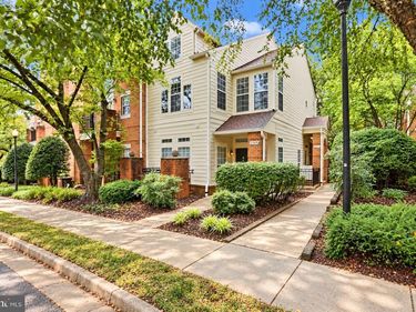 1369 GARDEN WALL CIRCLE, Unit 714, RESTON, VA 20194