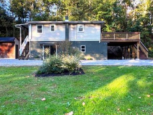 45 WATERSIDE DRIVE, CARLISLE, PA 17015